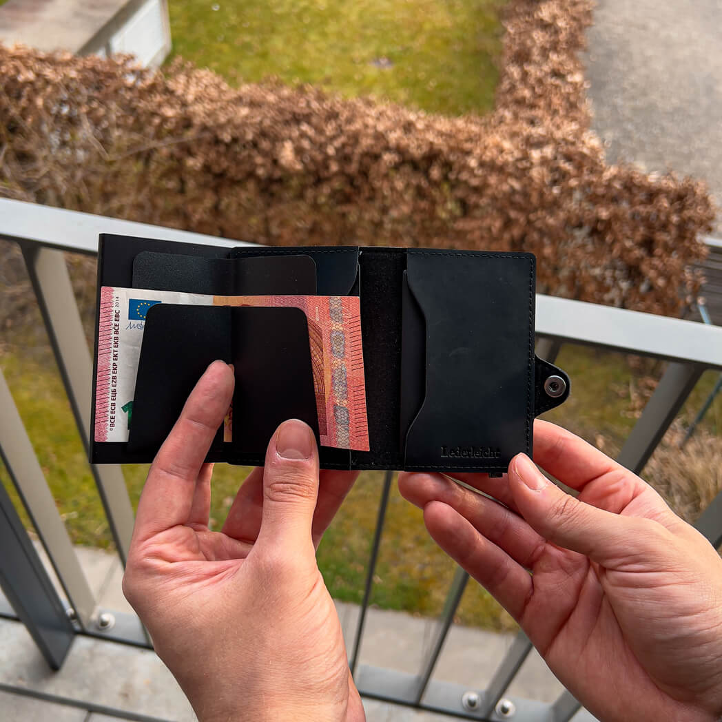 Card Holder - schlanker & sicherer